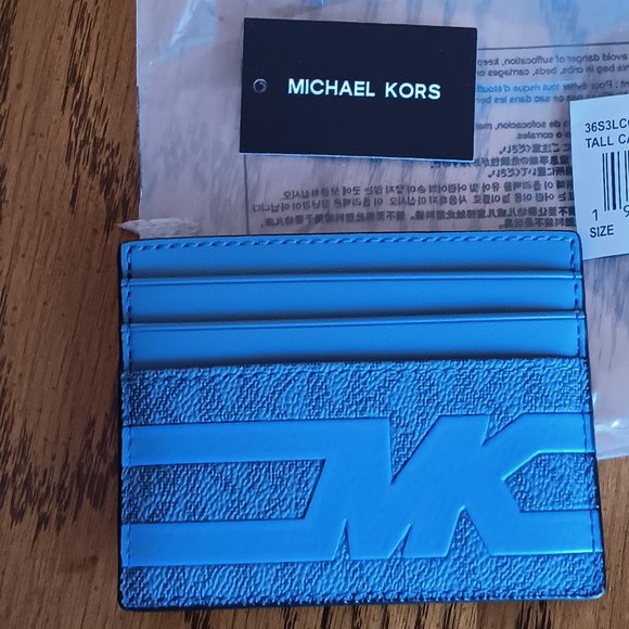 *Price Drop* New Michael Kors Cooper Graphic Tall Card Case - Picture 2 of 7